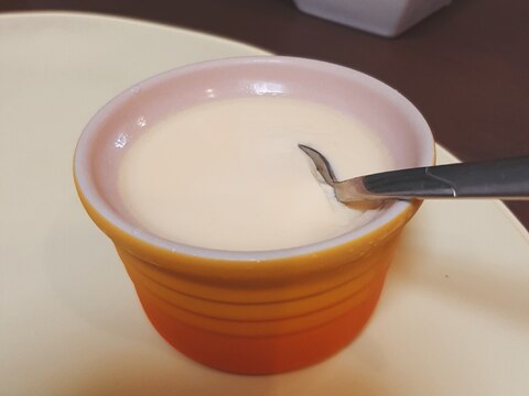 自家製プリン (カラメルなし)